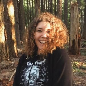 Meet your Posher, Harmony